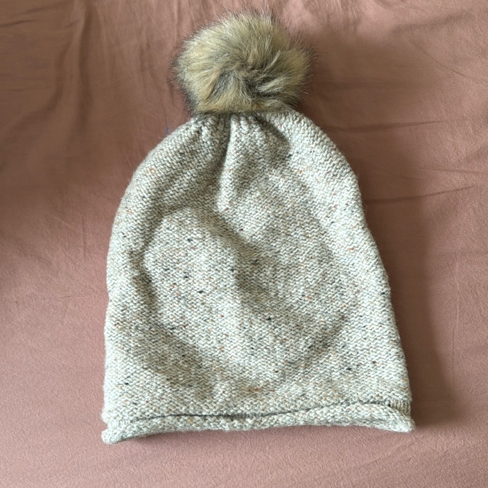 Madewell Wool Blend Beanie with Pom-Pom in Ashen Sand